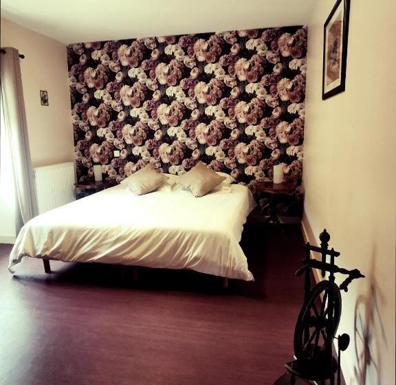 Номер Deluxe, Auberge De Chanteuges
