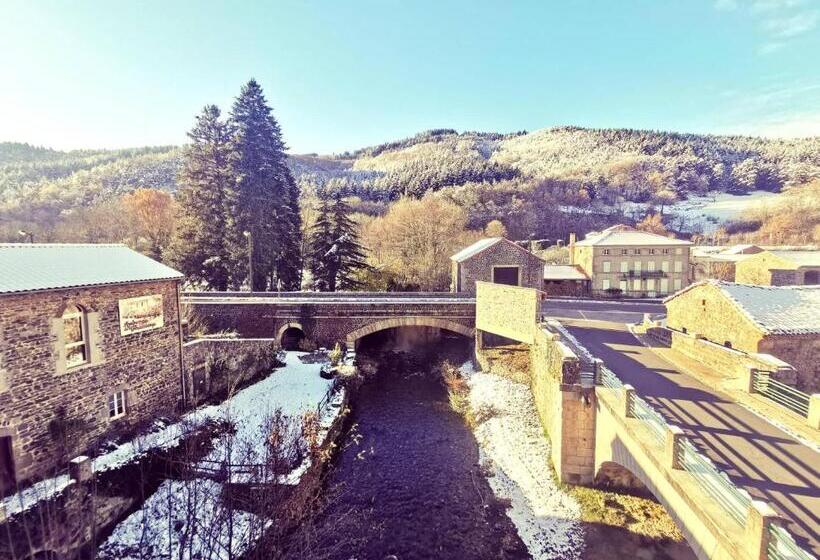 غرفة ديلوكس, Auberge De Chanteuges