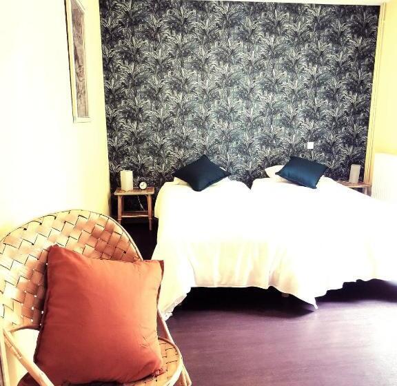 غرفة قياسية, Auberge De Chanteuges