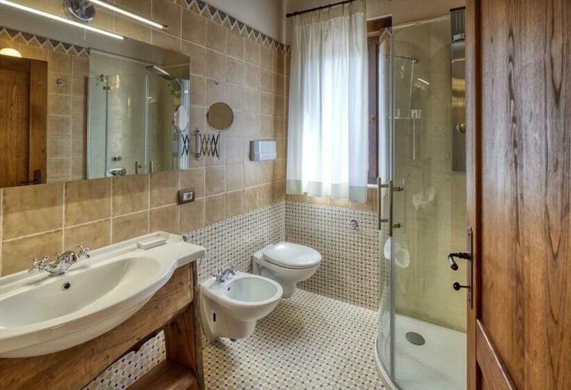 اتاق استاندارد با چشم‌انداز کوهستان, Borgo Incantato Spoleto