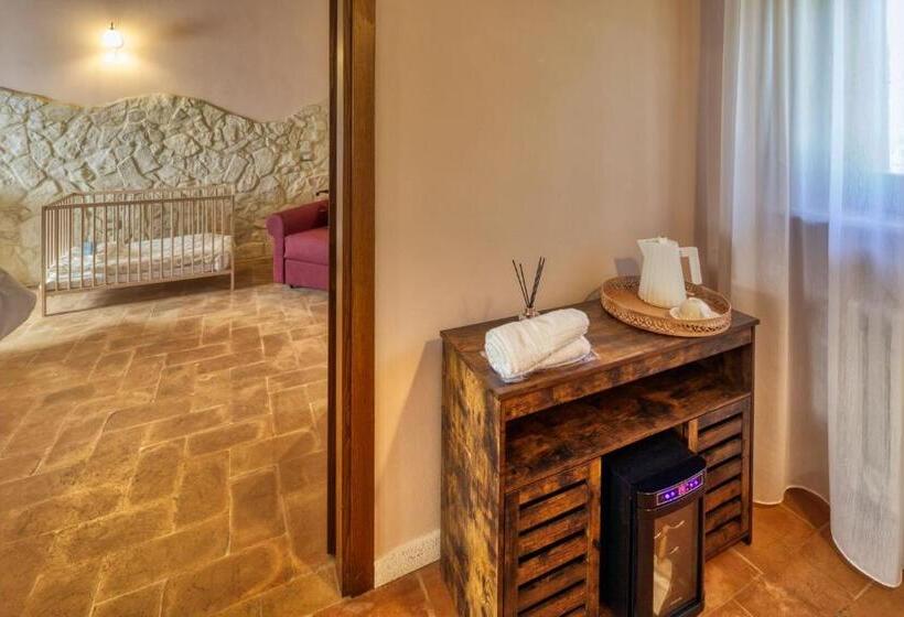 اتاق لوکس, Borgo Incantato Spoleto