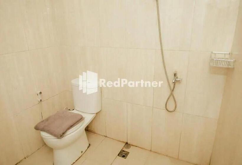 Номер Стандарт, Radja Homestay Mitra Reddoorz
