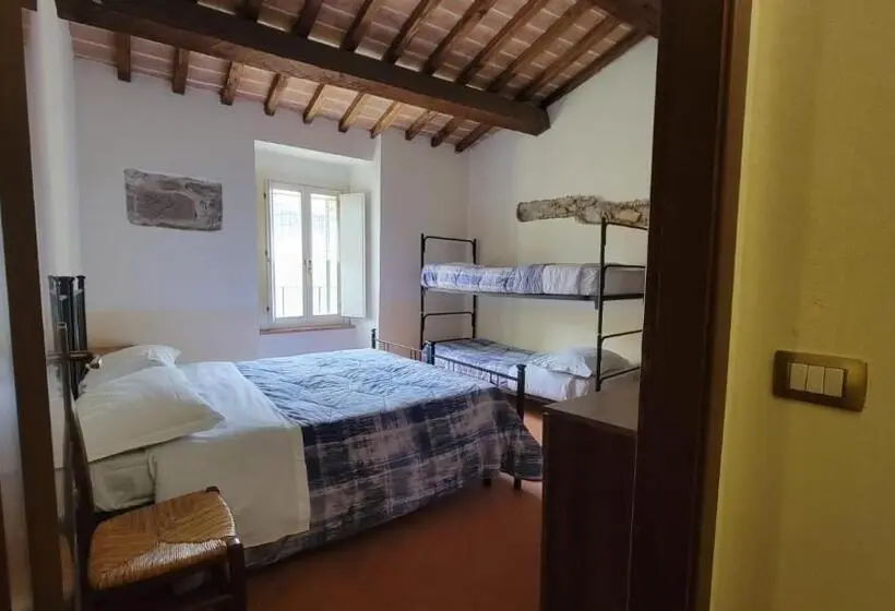 ルームシェアのワンベッド, Locanda Francescana