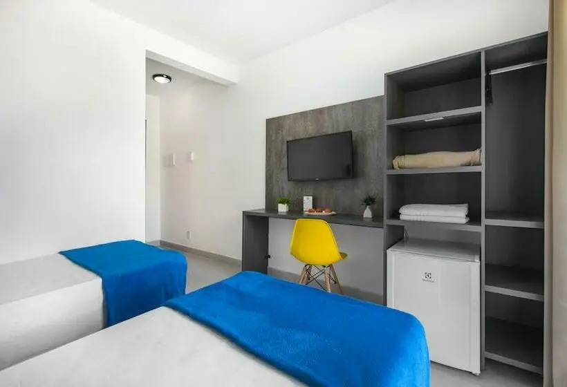 اتاق لوکس با بالکن, Cajueiro Guaruja