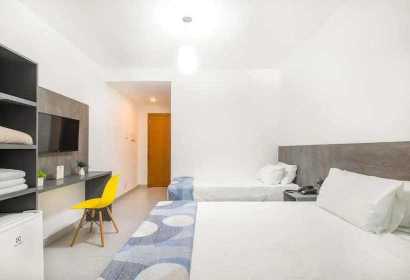 اتاق استاندارد سه نفره, Cajueiro Guaruja