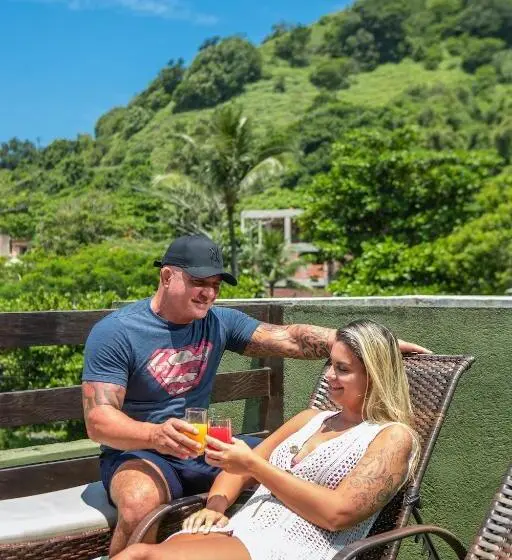 اتاق لوکس با بالکن, Cajueiro Guaruja