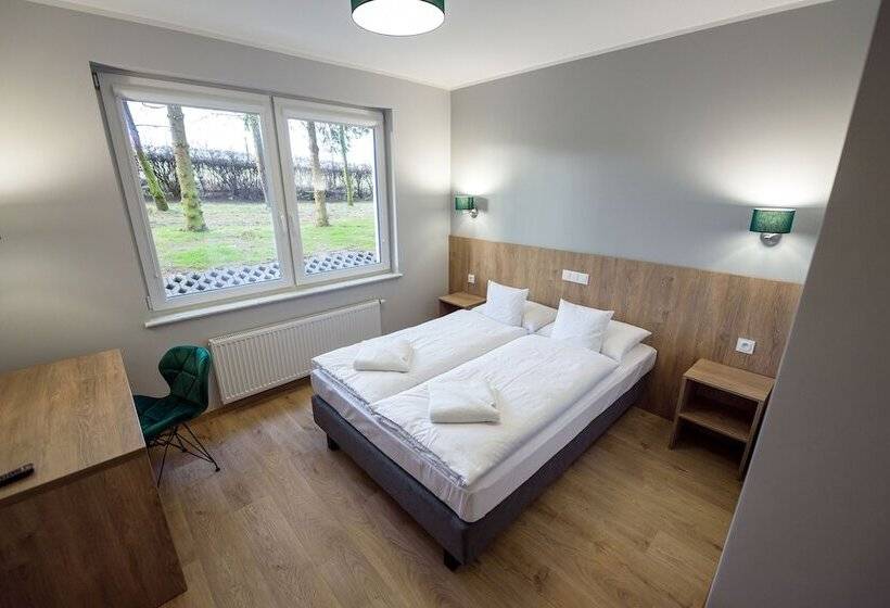 غرفة قياسية, Lawendowy Dwór