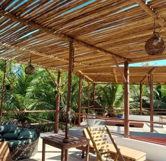 بانگلوی استاندارد, Pousada Lotus