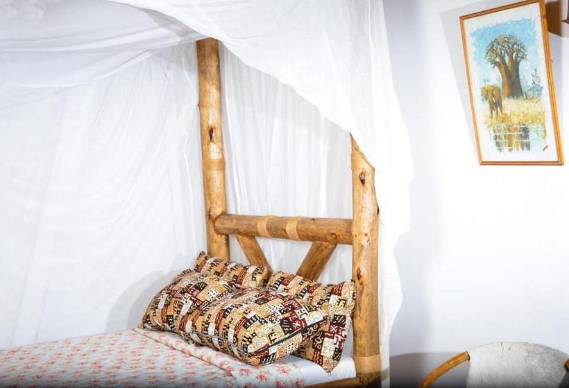 اتاق استاندارد با چشم‌انداز باغ, Charming Eco Homestay Near Kilimanjaro International Airport