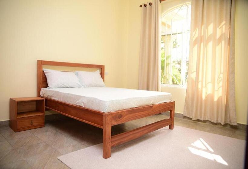 خانه 3 خوابه, Charming Eco Homestay Near Kilimanjaro International Airport