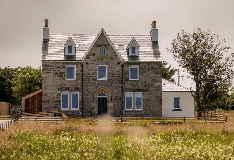 Номер Стандарт, House Of Juniper