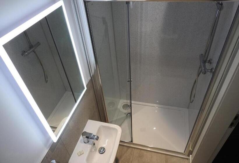 Номер Стандарт, House Of Juniper