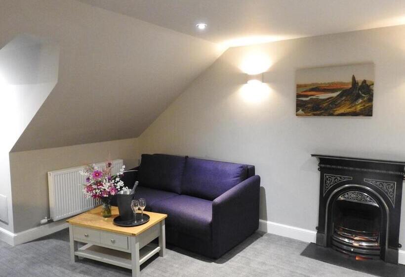 Люкс Повышенной Комфортности, House Of Juniper