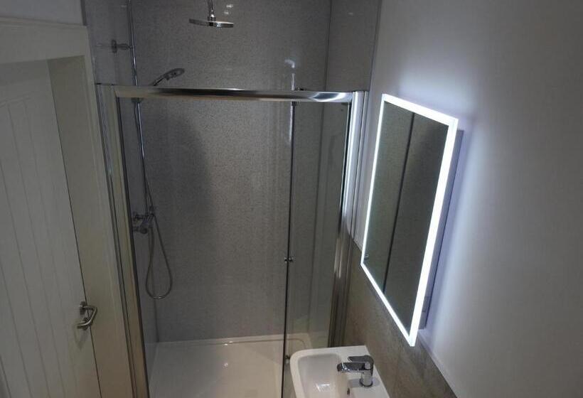 Номер Стандарт, House Of Juniper