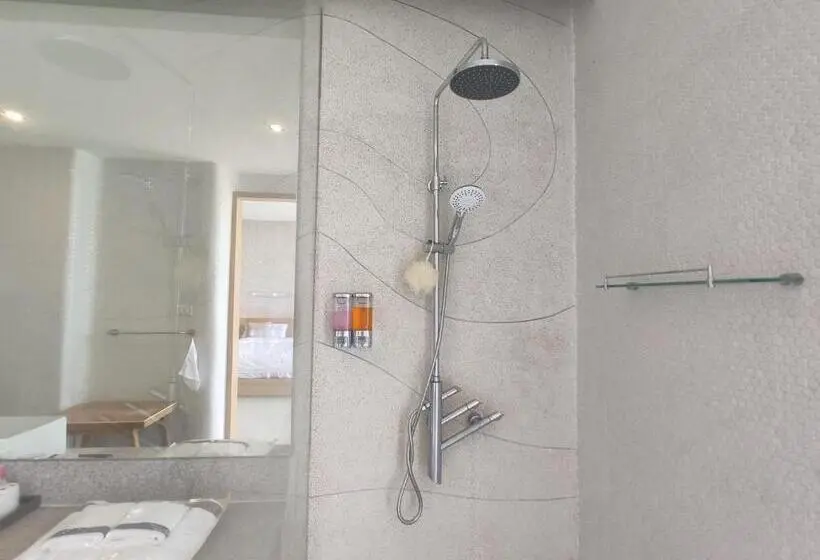 ビュー有りのスタンダードワンルーム, Botanica Khaoyai Condotel