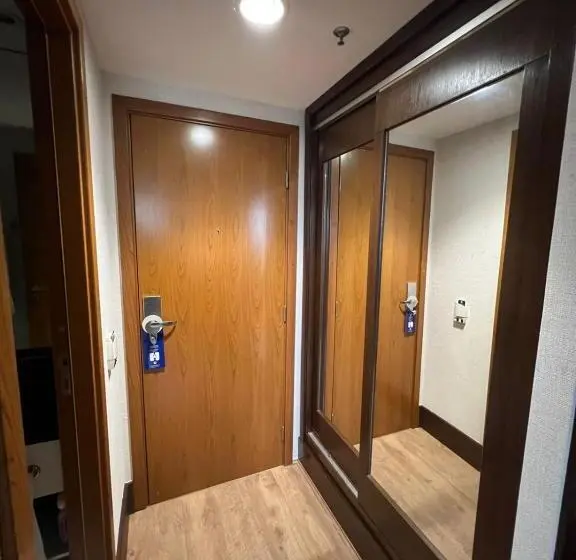 سوییت, Aeroporto Congonhas Hotel Uh 704