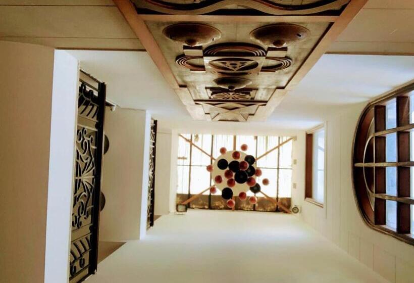 디럭스 룸, Good Will Residency   Cyber City Gurgaon