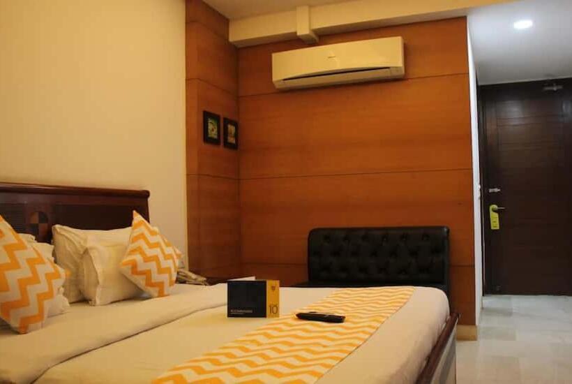 스탠다드 룸 킹사이즈 침대, Good Will Residency   Cyber City Gurgaon