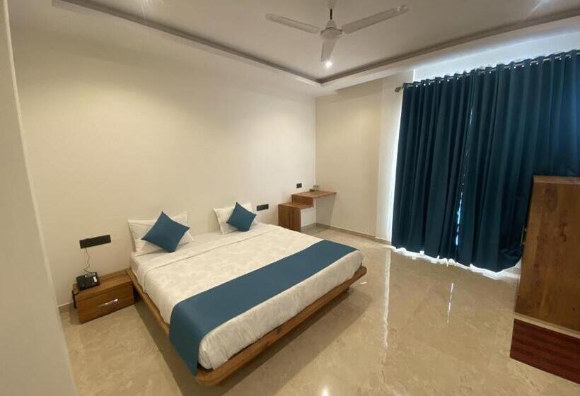 豪华房间, The Heritage Conventions