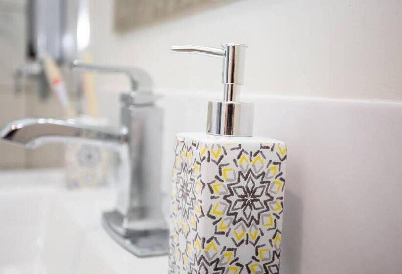 标准工作室, Spacious Studio With Incredible Balboa Park View