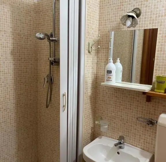 スタンダードルーム, B&b Torretta San Giovanni A Corte