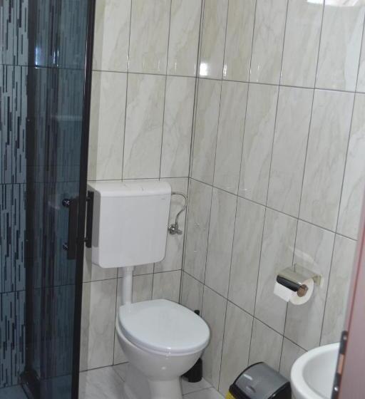 اتاق خانوادگی, Casa Mular