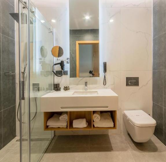 اتاق استاندارد یک نفره, Artes