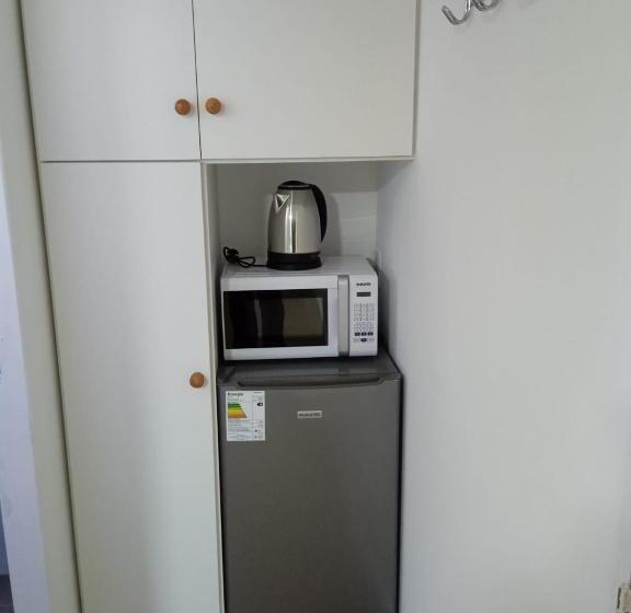 اتاق استاندارد, Trinidad Inn