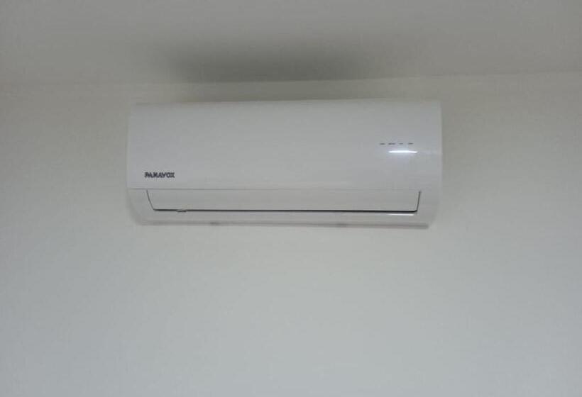 اتاق خانوادگی, Trinidad Inn