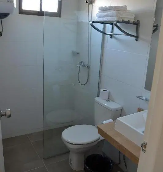 デラックスルーム, Trinidad Inn