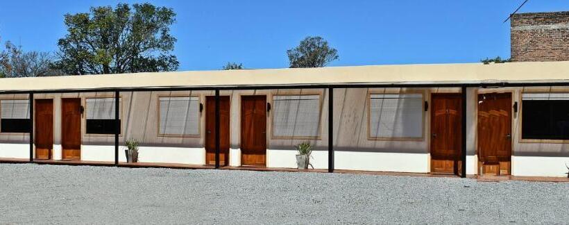 اتاق استاندارد, Trinidad Inn