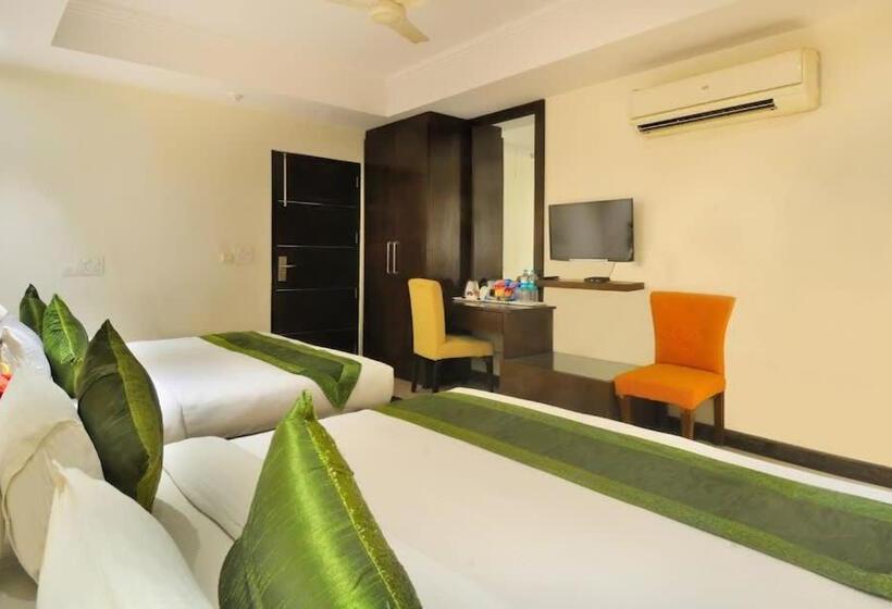 标准三人间, Zenith Hotel Delhi Airport