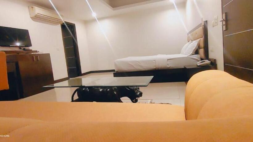 套房, Zenith Hotel Delhi Airport