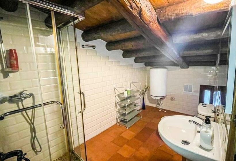 Кровать в Общей Комнате, Albergue Turístico San Blas De Oliva De Plasencia