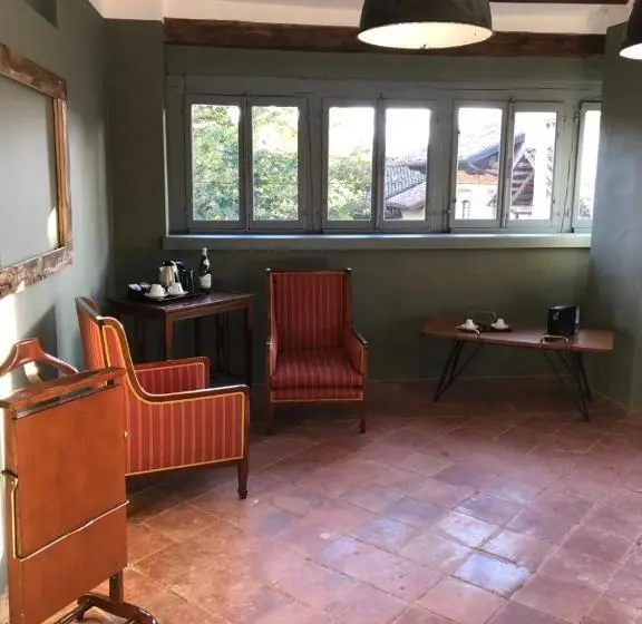 デラックスの４人部屋, La Locanda Di Grazzano Visconti