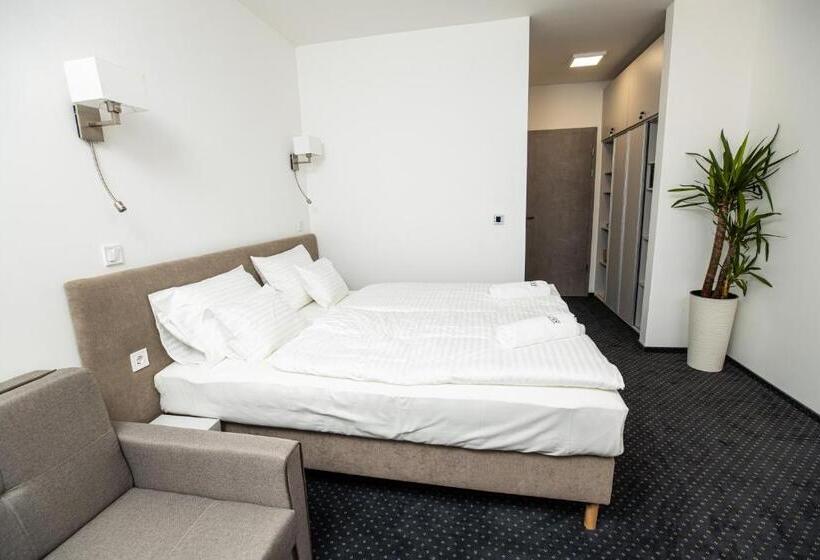 Номер Стандарт с Гидромассажем, Arena Deluxe & Spa