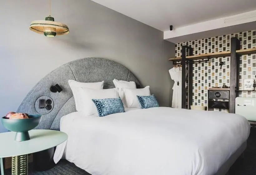 Chambre Standard, Le Garage Biarritz