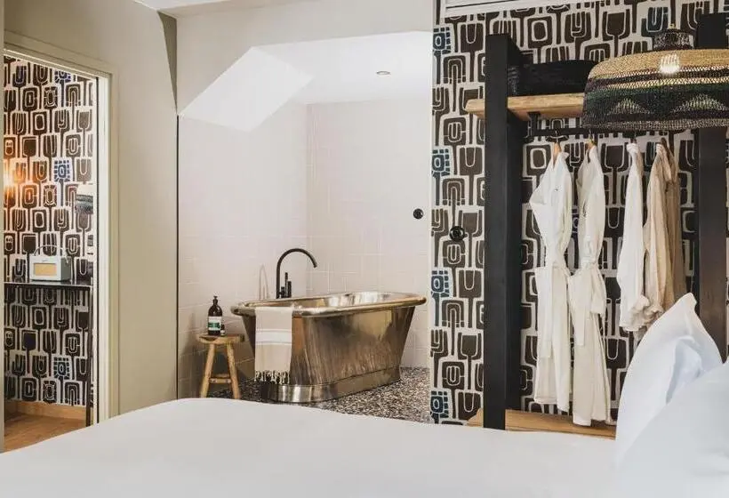 Suite Vue Mer Latérale, Le Garage Biarritz