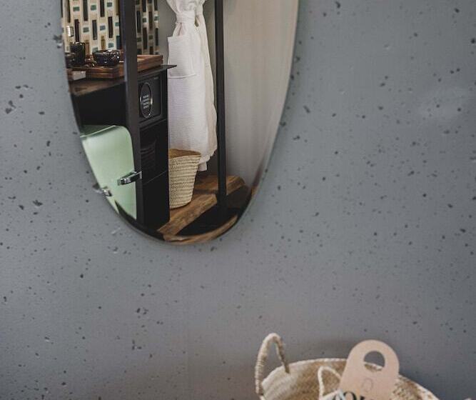 غرفة قياسية, Le Garage Biarritz