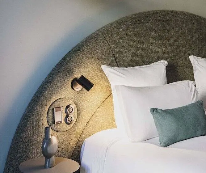 Chambre Standard, Le Garage Biarritz