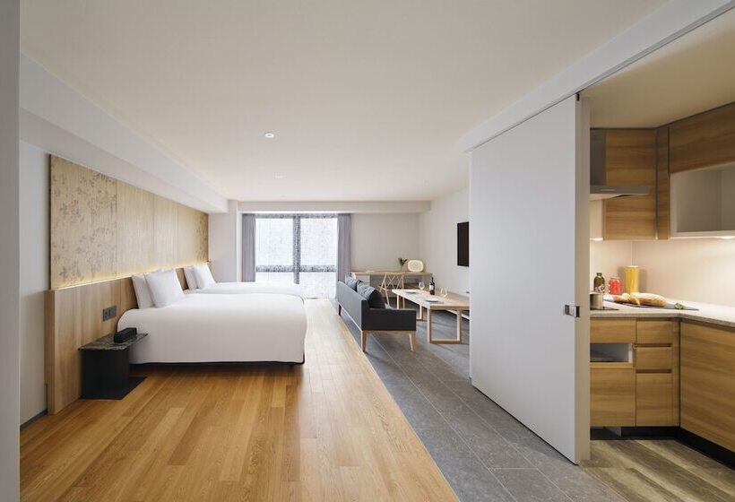 Студия Deluxe, Oakwood Hotel Oike Kyoto
