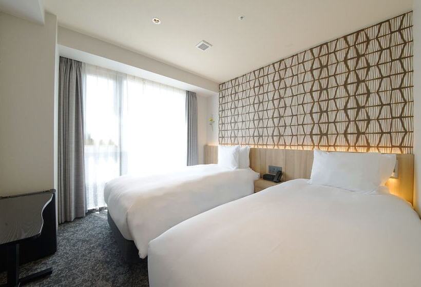 Номер Стандарт, Oakwood Hotel Oike Kyoto