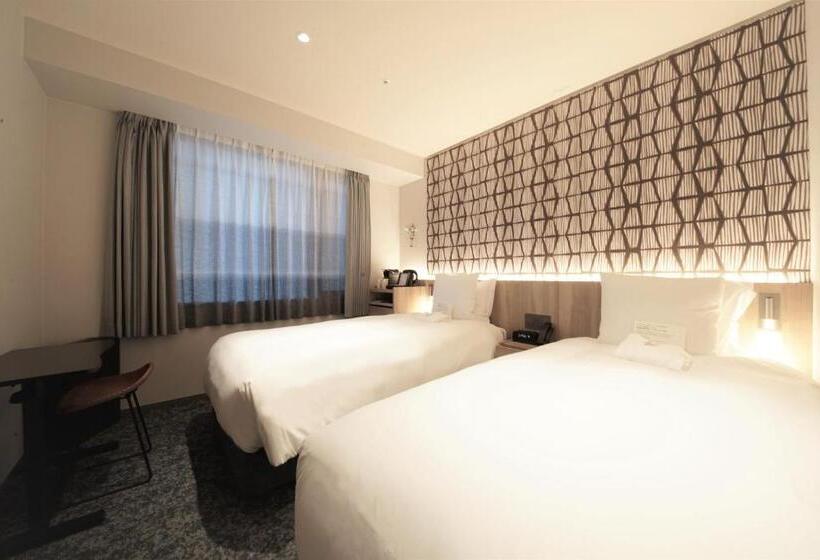 Номер Стандарт, Oakwood Hotel Oike Kyoto