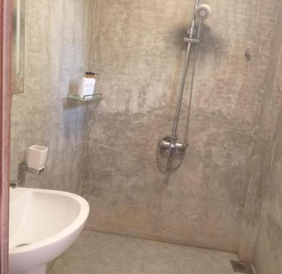 Номер Стандарт Трехместный, The Blue Lagoon Resort  Kalpitiya