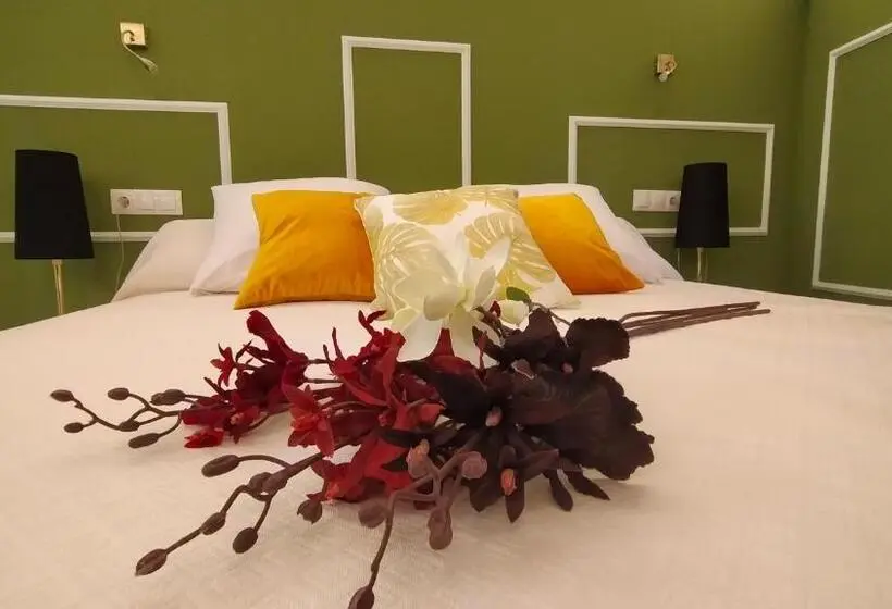 اتاق لوکس با بالکن, Blaucel Cafè I Habitacions