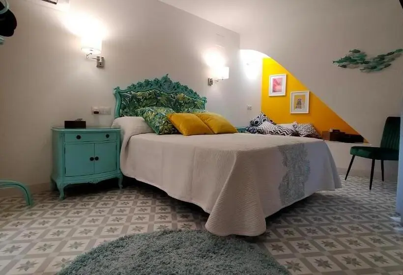 اتاق استاندارد با چشم‌انداز باغ, Blaucel Cafè I Habitacions