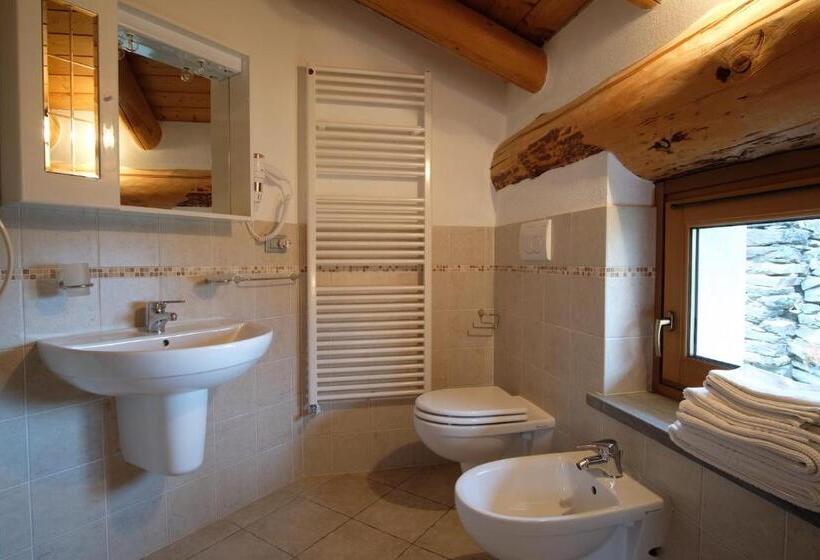 غرفة قياسية مطلة على الجبل, Chambres D Hotes Rue Saint Bernard