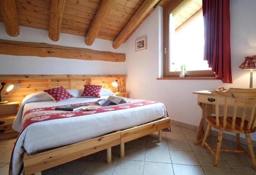 Номер Стандарт Вид на Горы, Chambres D Hotes Rue Saint Bernard