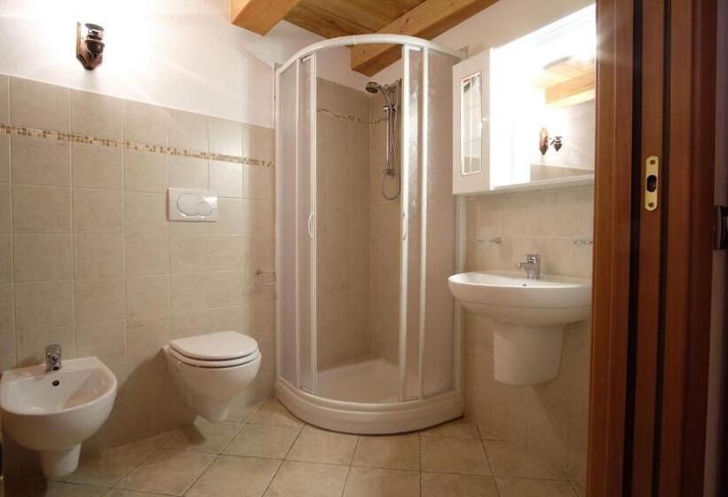 غرفة قياسية, Chambres D Hotes Rue Saint Bernard