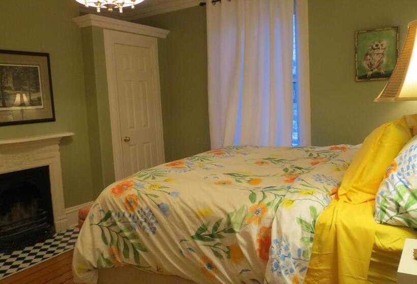 غرفة ديلوكس, The Jellybean Heritage Inn